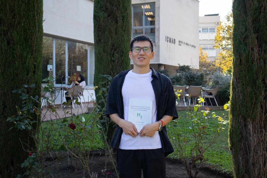 Congratulations, Dr. Xuesong Zhang!